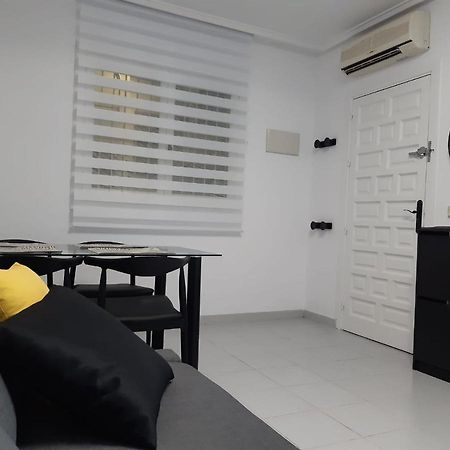 Lovely Apart 3 Minutes To The Beach Τορεβιέχα Εξωτερικό φωτογραφία