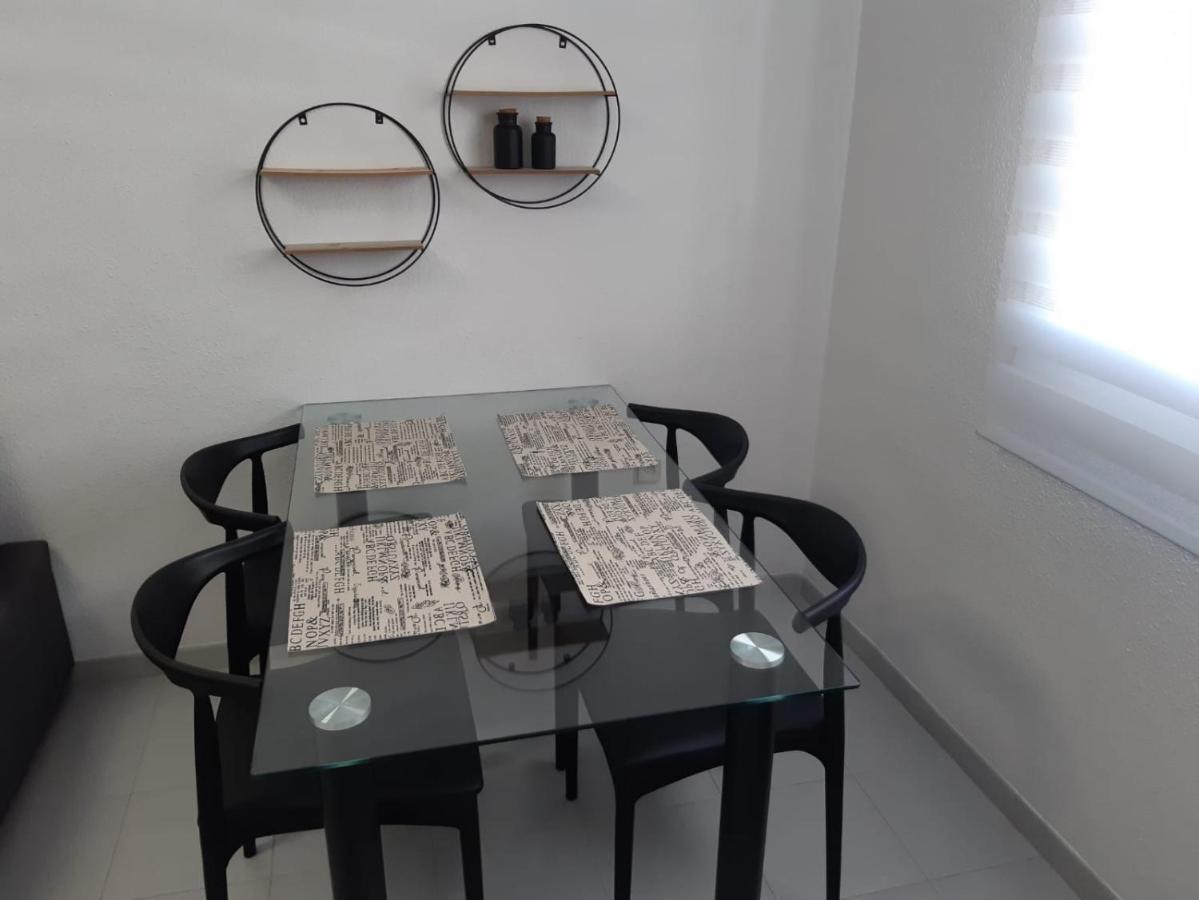 Lovely Apart 3 Minutes To The Beach Τορεβιέχα Εξωτερικό φωτογραφία
